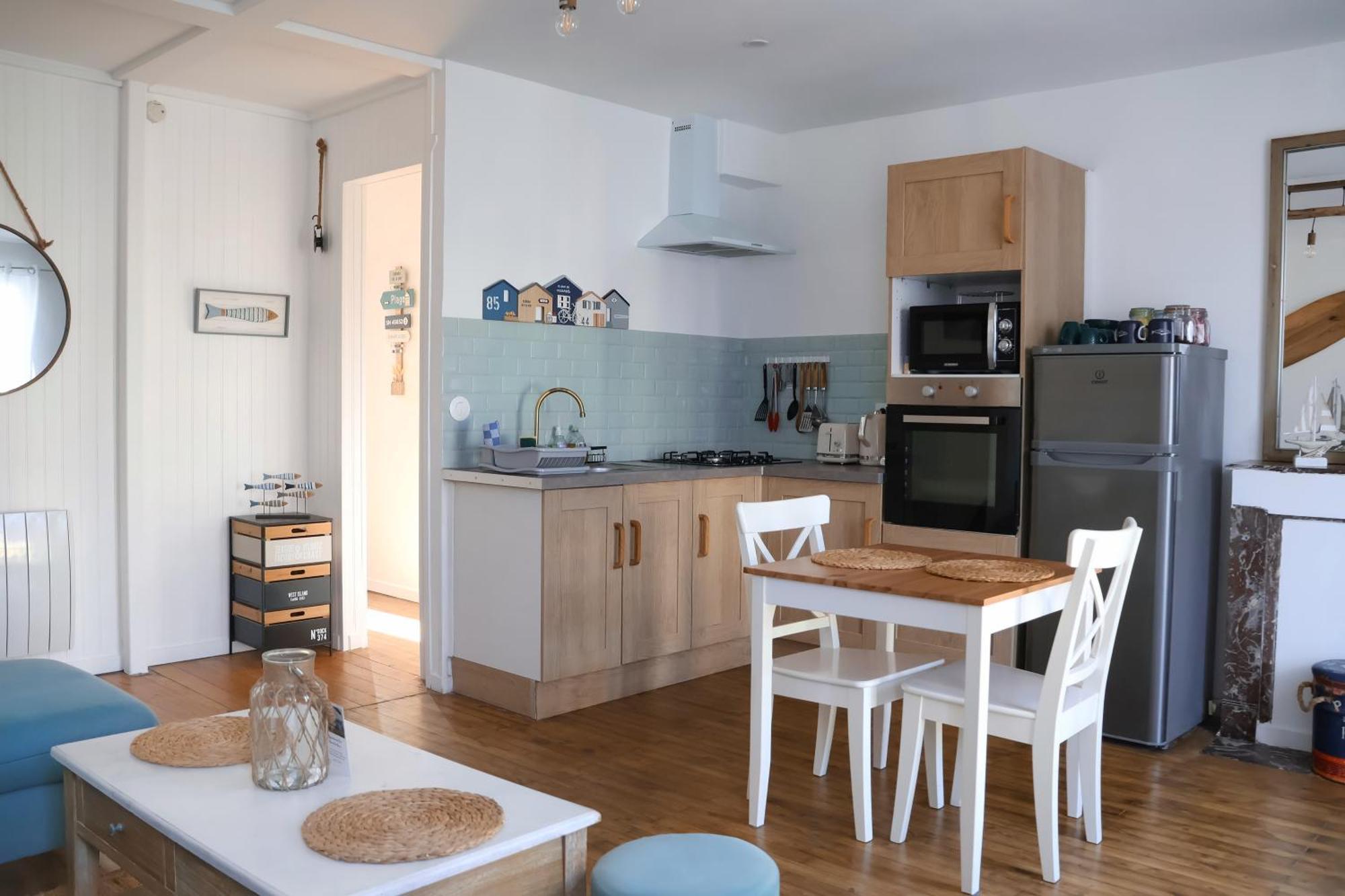 Le 8 ∙ Appartement Cosy Avec Balcon Vue Sur Mer Мер-ле-Бен Екстер'єр фото